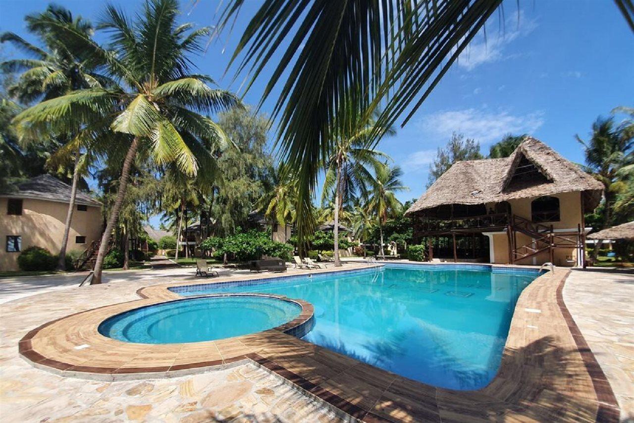 Ahg Maya Bay Resort & Spa Michamvi Exterior foto